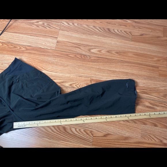 Brooks capris - Picture 4 of 10